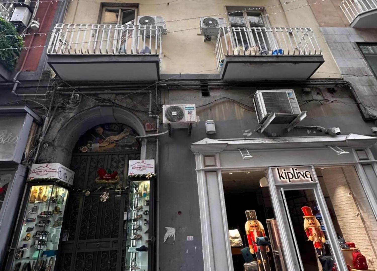 Apartment La Bella Vita A Chiaia Naples Italy